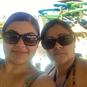 Meet your Posher, Leyda